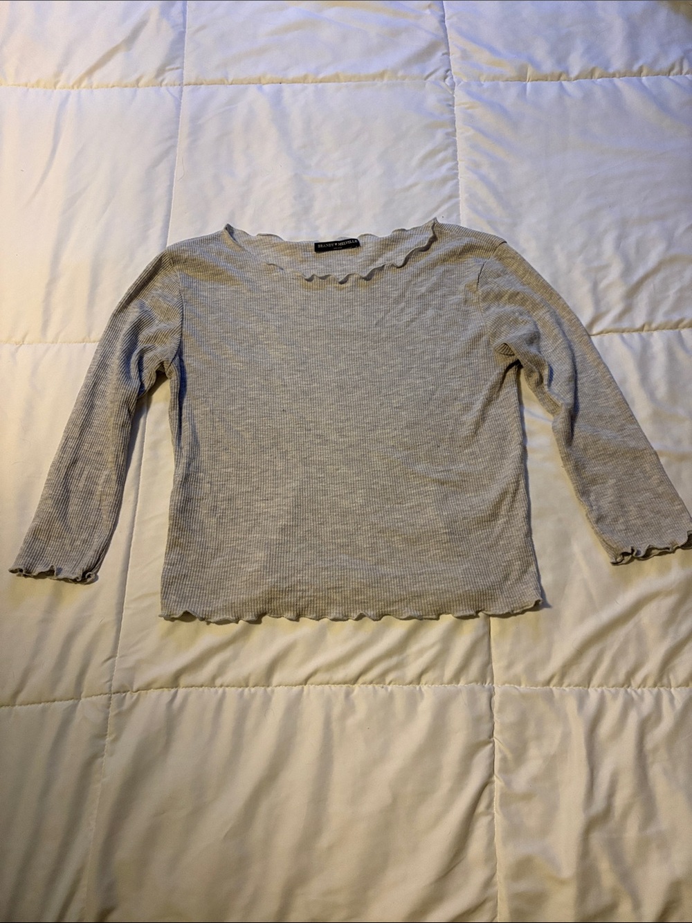 Brandy Melville 3/4 Sleeves Cropped Grey Top